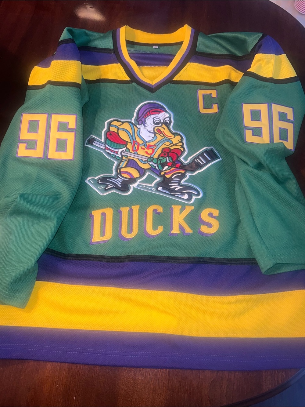 Mighty Ducks Conway Jersey size medium- new without tags